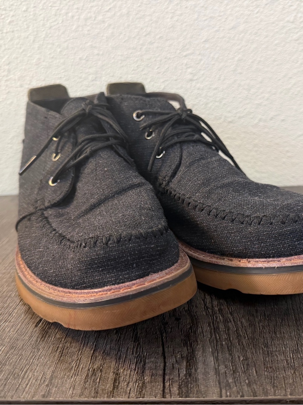 Toms Men’s Black Chukka Moc Toe Boots
